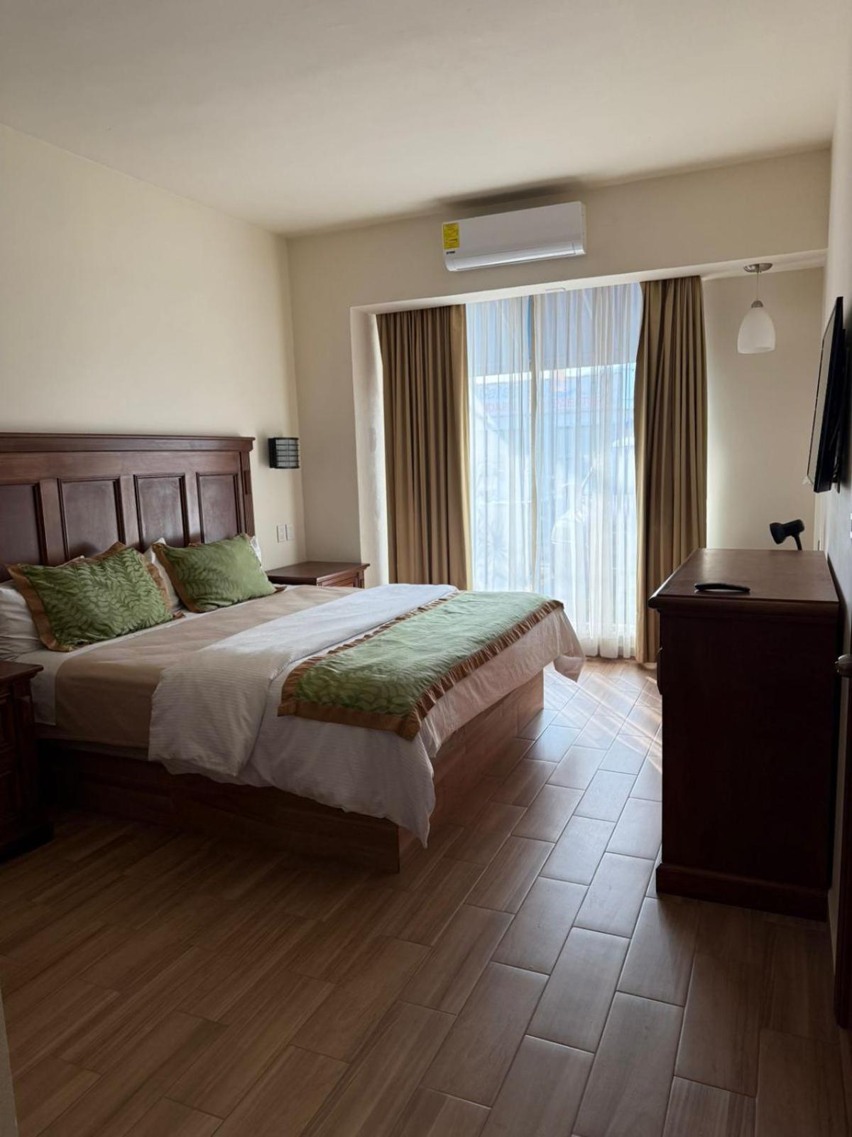 Hotel San Carlos 테키스키아판 외부 사진